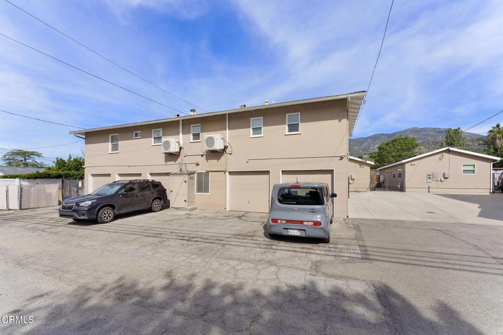 424 East Foothill Boulevard Monrovia, CA 91016 - Photo 13 of 22 424 Foothill_ Low Res 020