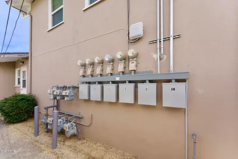 $2,988,000 | 424 East Foothill Boulevard, Monrovia, CA 91016