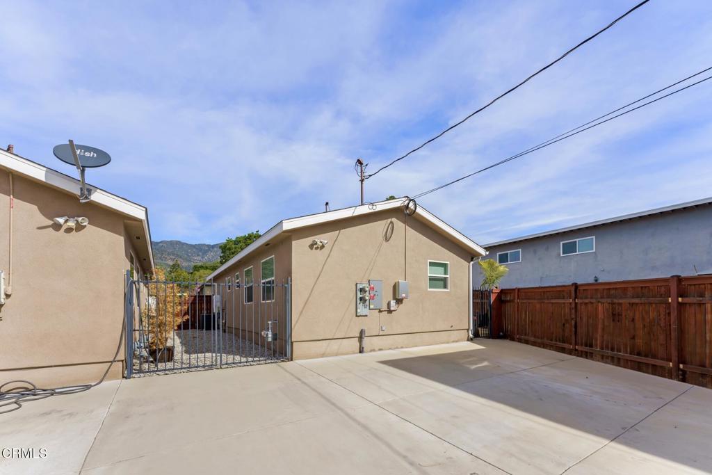 424 East Foothill Boulevard Monrovia, CA 91016 - Photo 10 of 22 424 Foothill_ Low Res 018