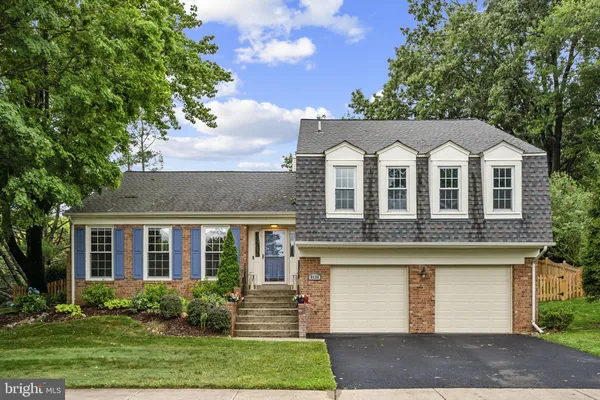 $895,000 | 6134 Wicklow Drive, Burke, VA 22015