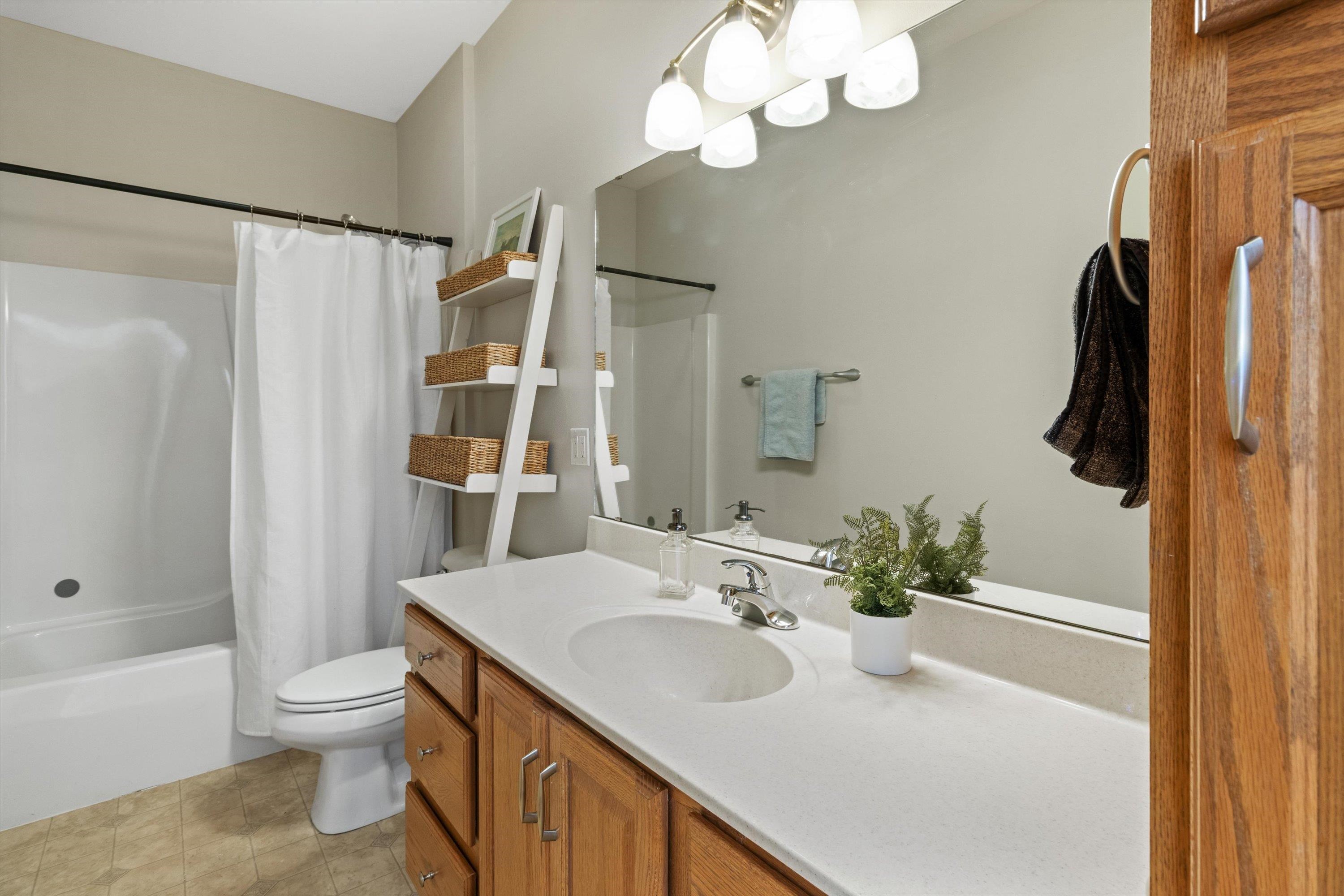 1221 Marcella Court Sun Prairie, WI 53590 - Photo 14 of 36