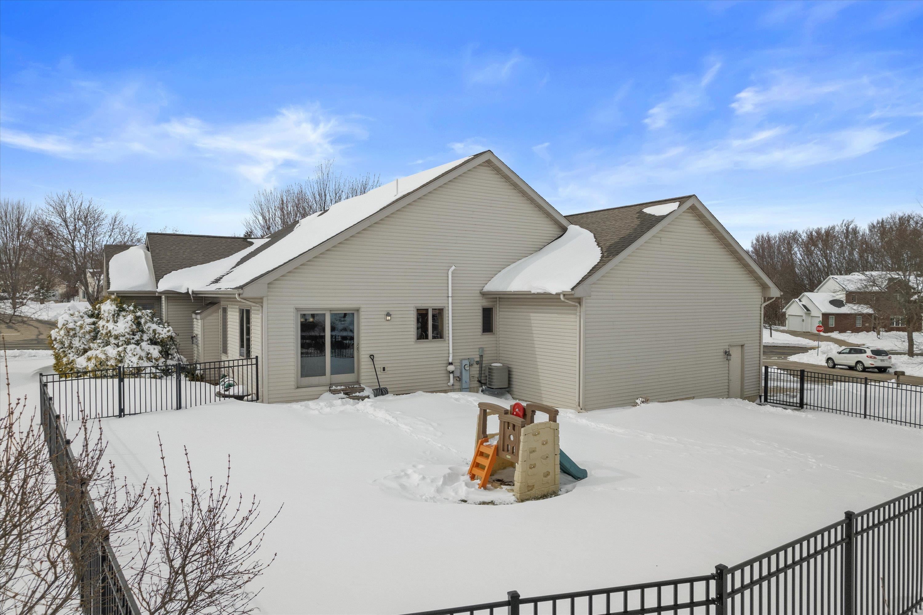 1221 Marcella Court Sun Prairie, WI 53590 - Photo 33 of 36