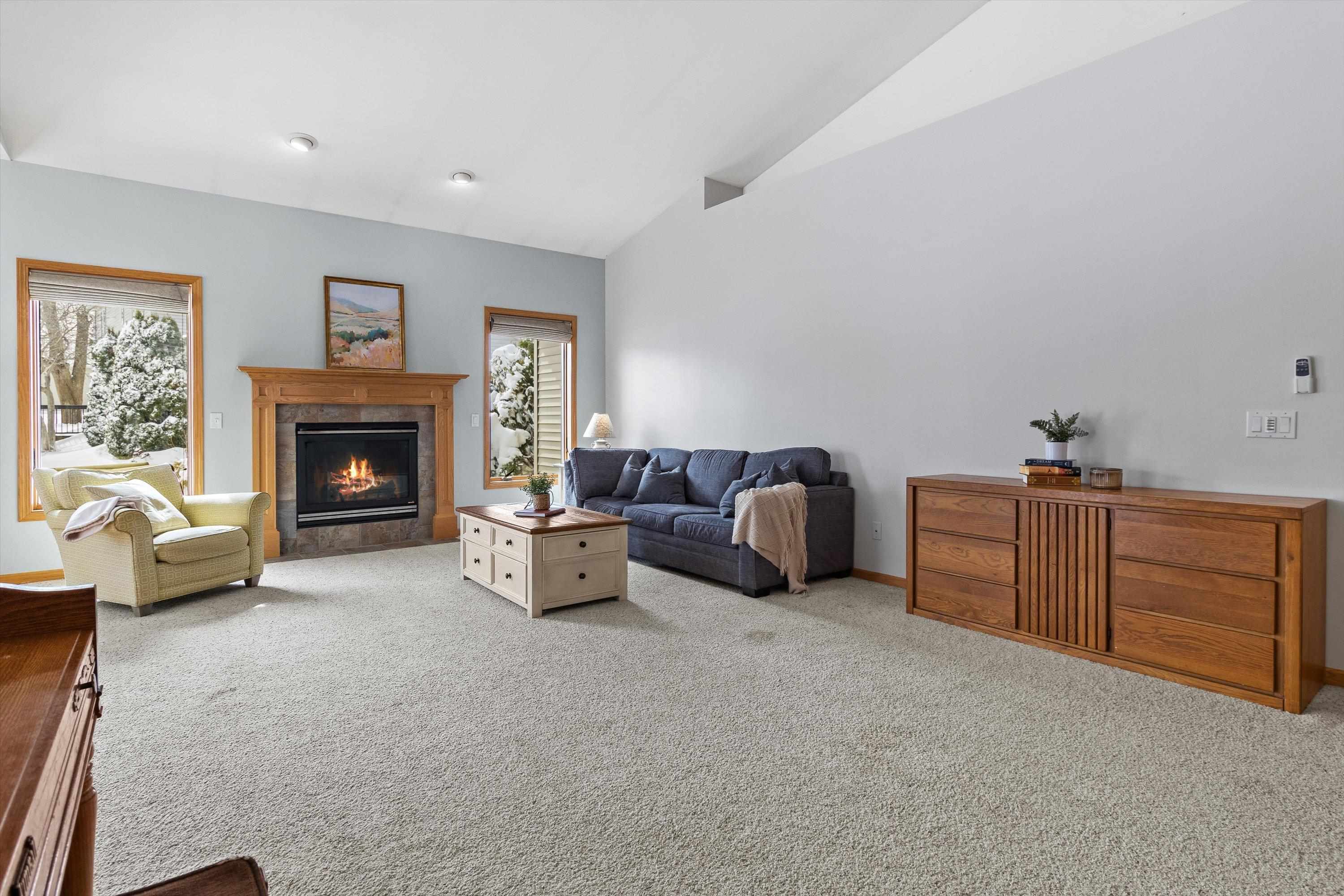 1221 Marcella Court Sun Prairie, WI 53590 - Photo 4 of 36