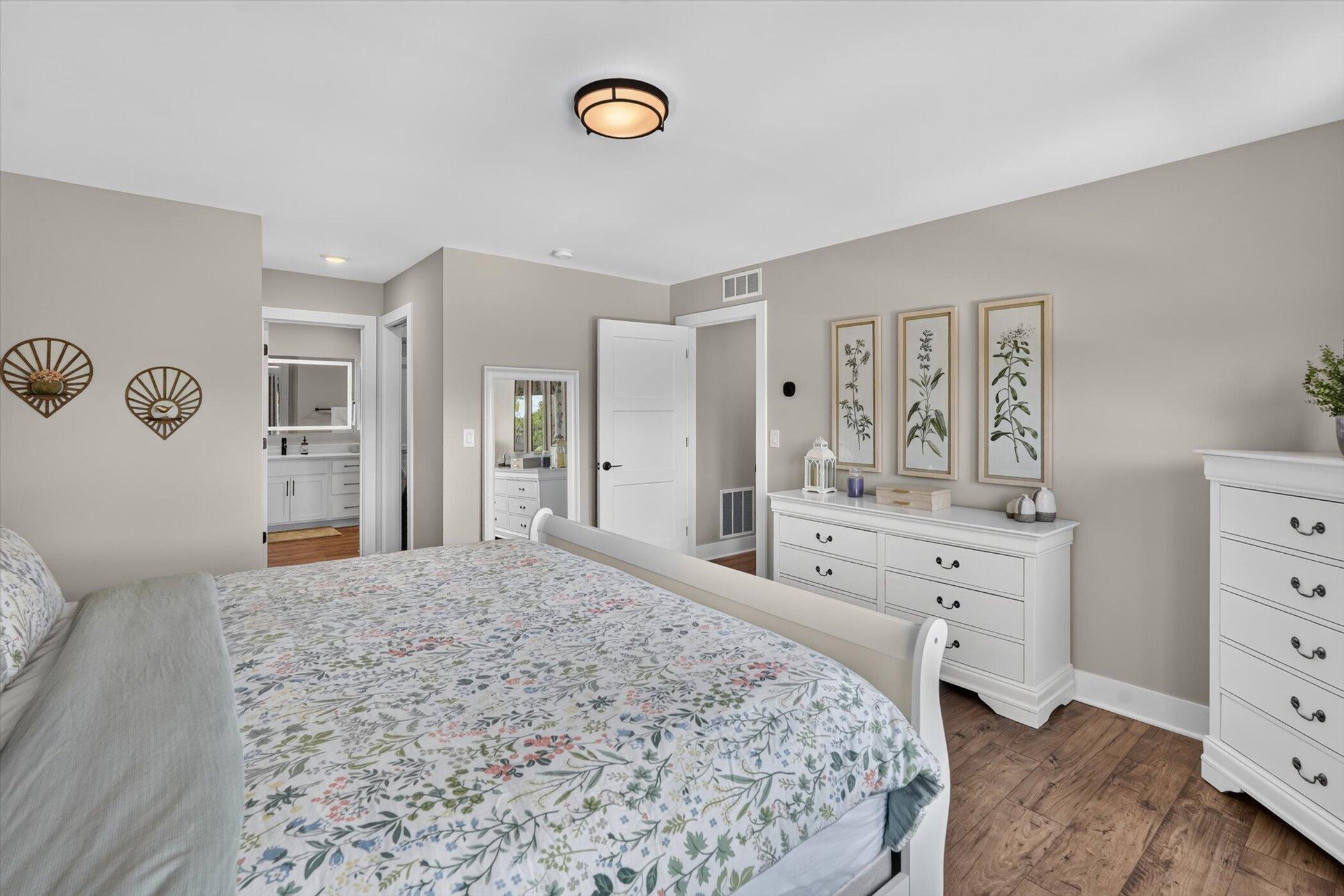 7895 Oak Grove Road Howell, MI 48855 - Photo 27 of 83 28-7895-Oak-Grove-Rd-WindowStill-Photogr