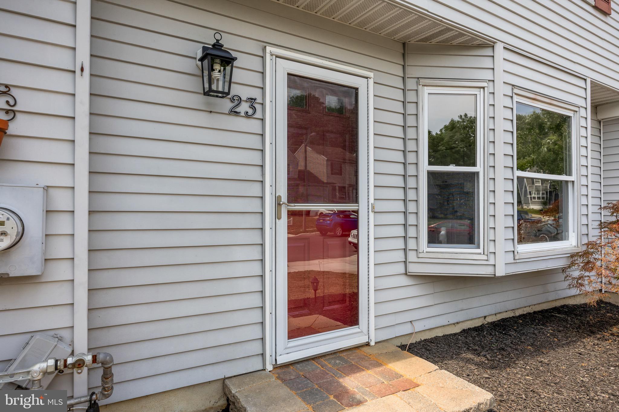 23 Blue Jay Drive Clementon, NJ 08021 - Photo 3 of 25