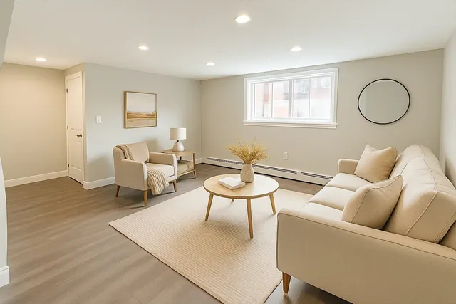 $2,350 | 8 Bryon Road, Unit 1, Boston, MA 02467