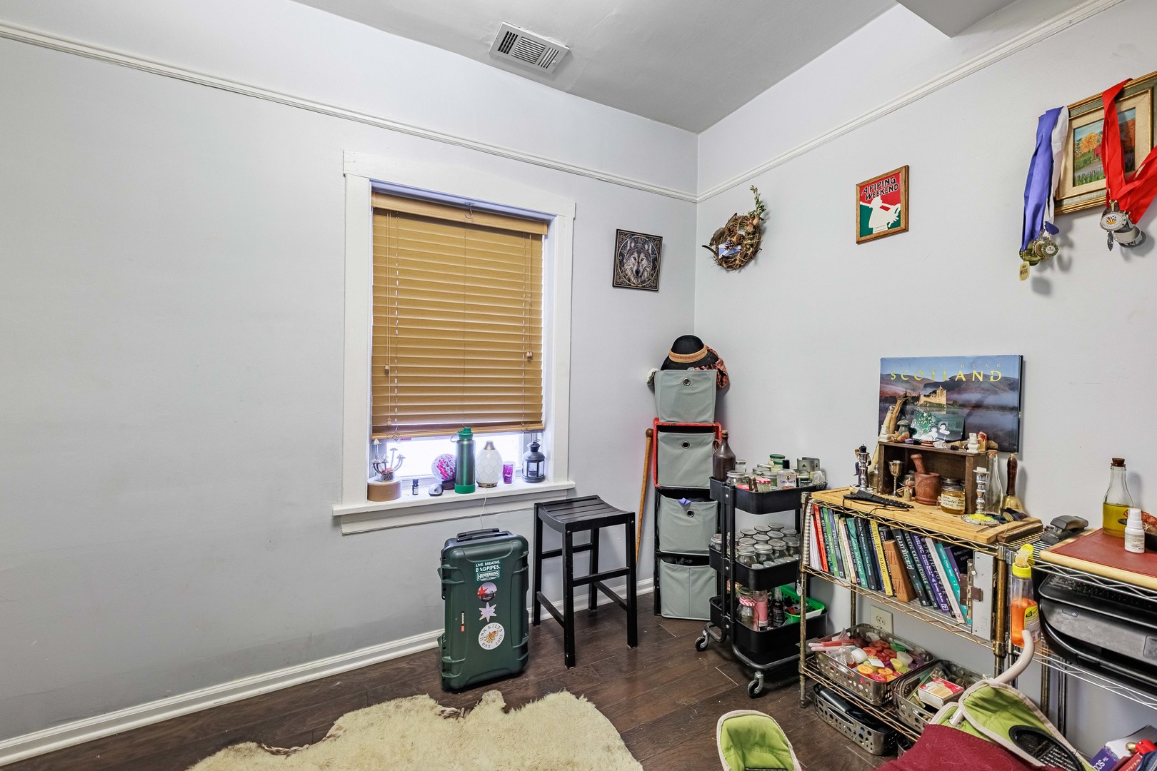5935 West Patterson Avenue Chicago, IL 60634 - Photo 22 of 34 a living room with furniture and a window