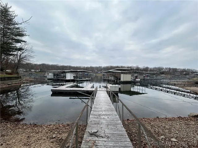 $449,900 | 19 Crocker Drive, Four Seasons, MO 65049