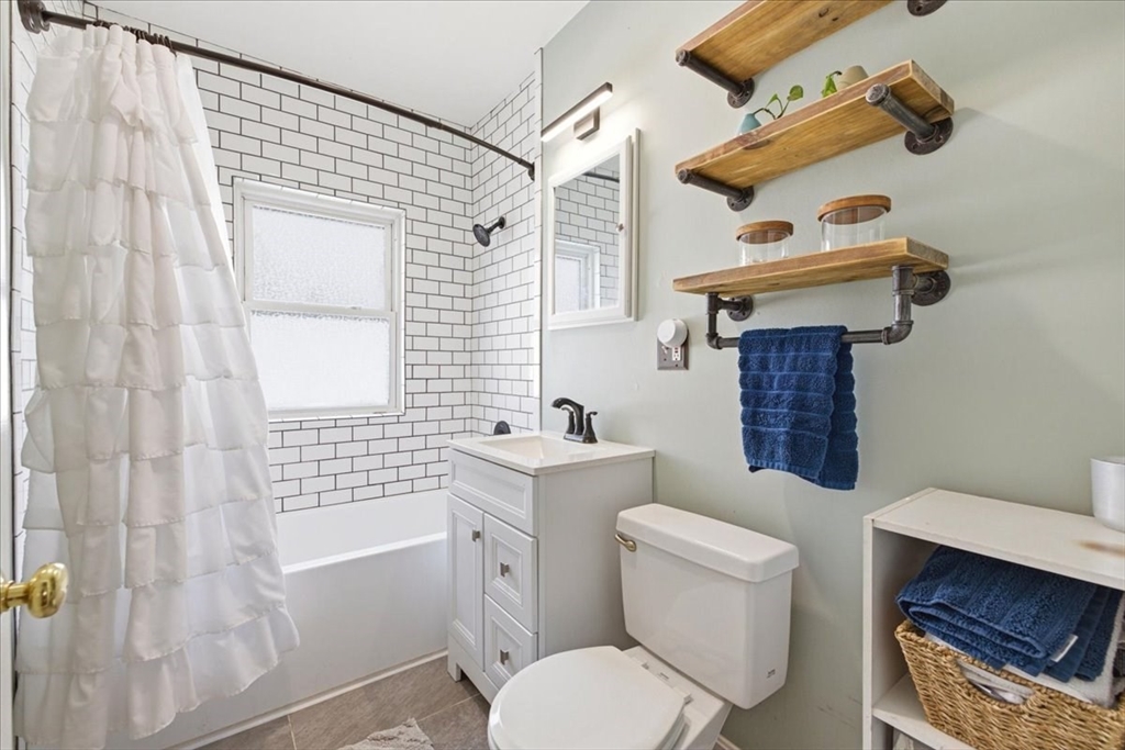 191-193 Cornell Street, Unit 2 Boston, MA 02131 - Photo 20 of 40