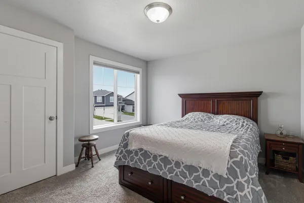 $362,000 | 6877 17th Street South, Fargo, ND 58104