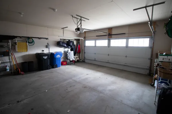 $362,000 | 6877 17th Street South, Fargo, ND 58104