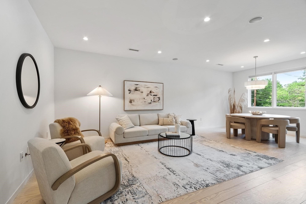 269 Sudbury Road Concord, MA 01742 - Photo 4 of 23