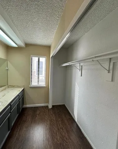 $2,500 | 9470 Peach Avenue, Hesperia, CA 92345