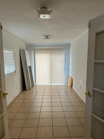 $2,500 | 9470 Peach Avenue, Hesperia, CA 92345