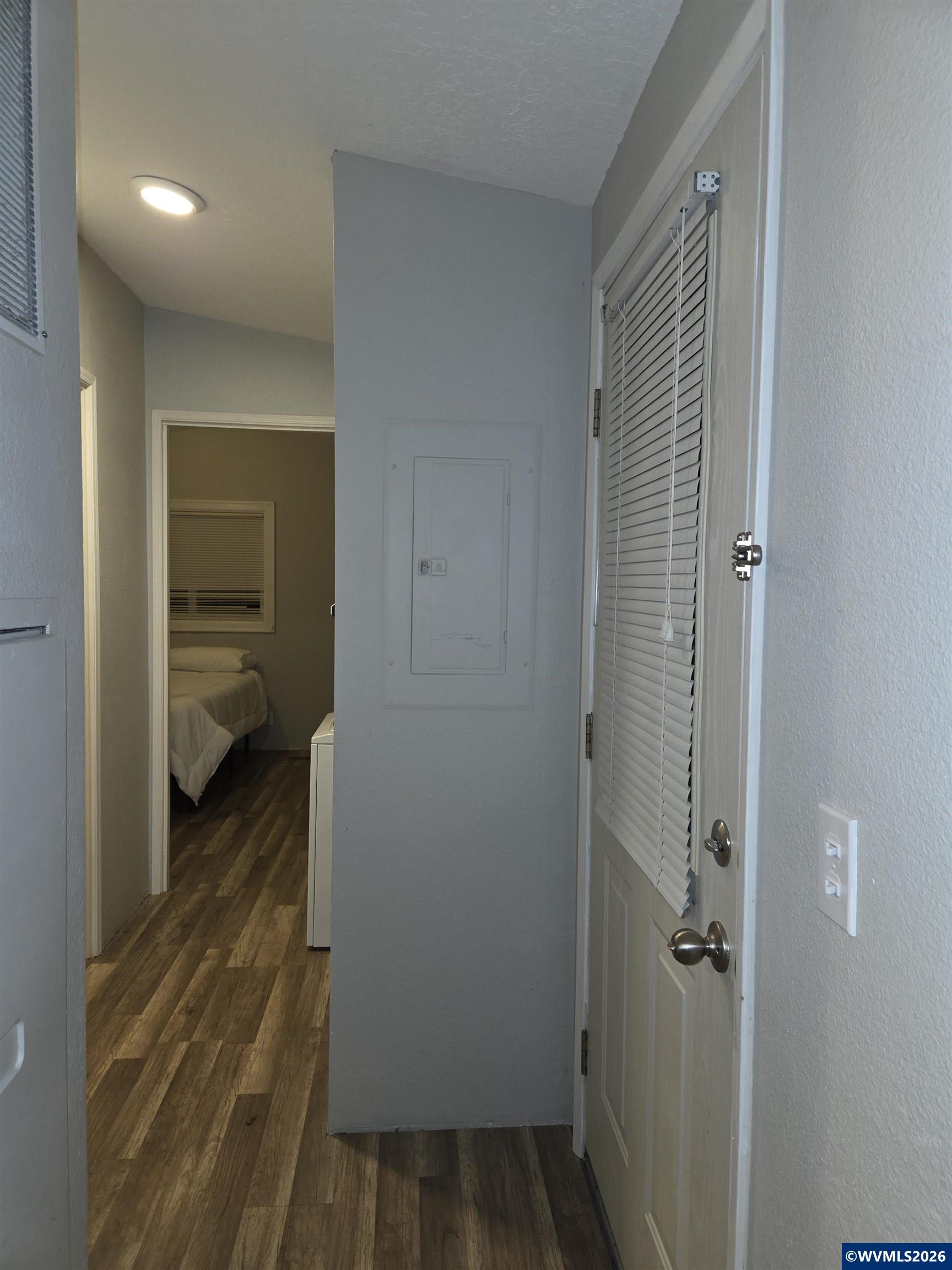 4940 Sunnyside Road Southeast, Unit B8 Salem, OR 97302 - Photo 5 of 24