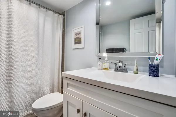 $2,200 | 7621 Provincial Drive, Unit 107, McLean, VA 22102