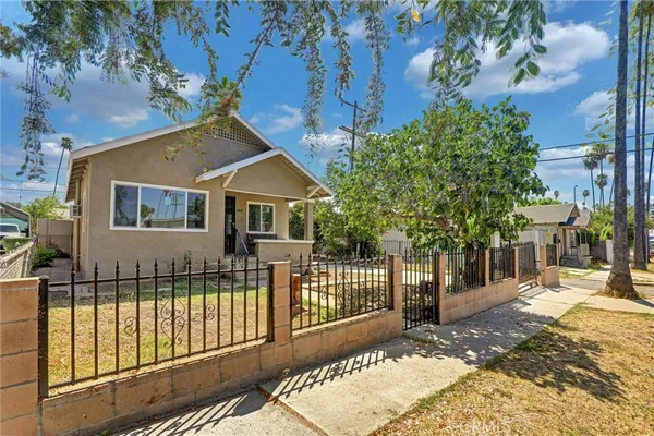 $818,000 | 3816-3818 Drysdale Avenue, Los Angeles, CA 90032
