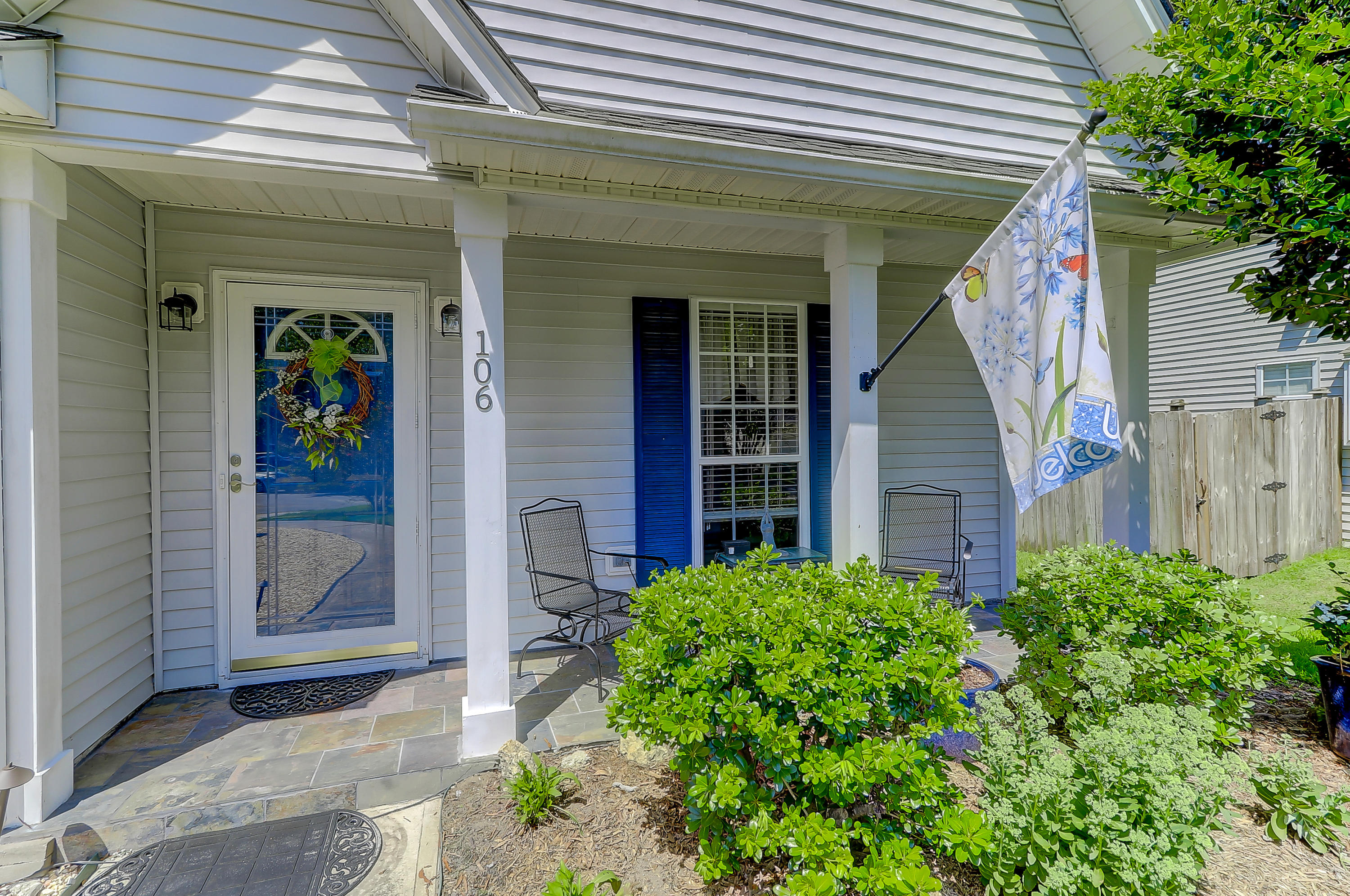 106 Landau Road Summerville, SC 29485 - Photo 3 of 27 Front Porch