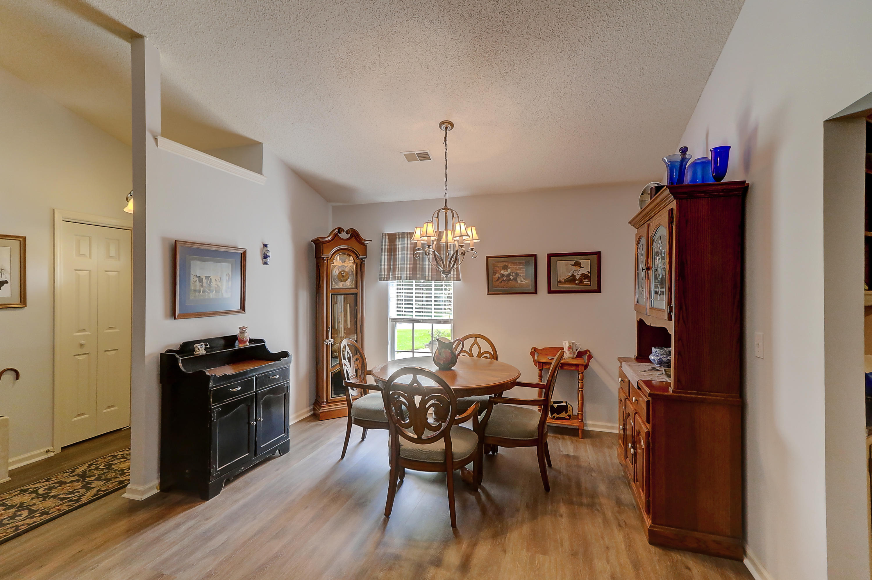 106 Landau Road Summerville, SC 29485 - Photo 6 of 27 Dining Area