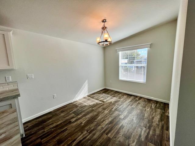 1650 Villa Avenue, Unit 5 Clovis, CA 93612 - Photo 16 of 31 a view of an empty room and window