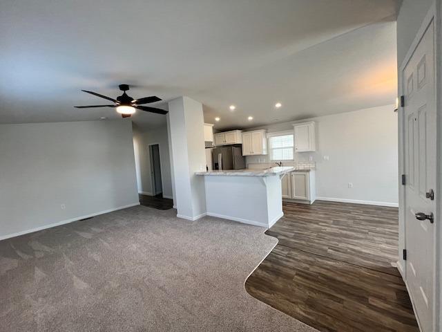 1650 Villa Avenue, Unit 5 Clovis, CA 93612 - Photo 6 of 31 a view of a kitchen with a sink and cabinets
