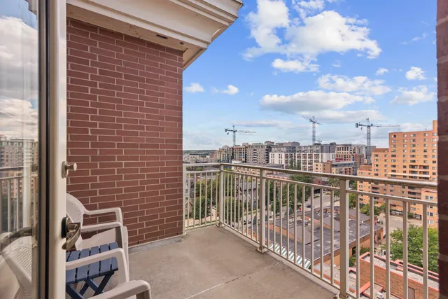 $399,000 | 333 West Mifflin Street, Unit 1160, Madison, WI 53703