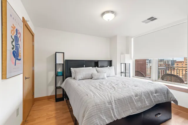 $399,000 | 333 West Mifflin Street, Unit 1160, Madison, WI 53703