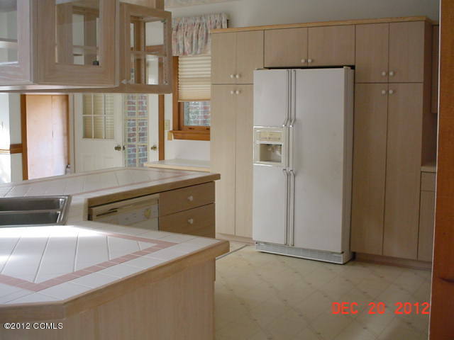 376 Goose Creek Road Hubert, NC 28539 - Photo 3 of 14 Kitchen