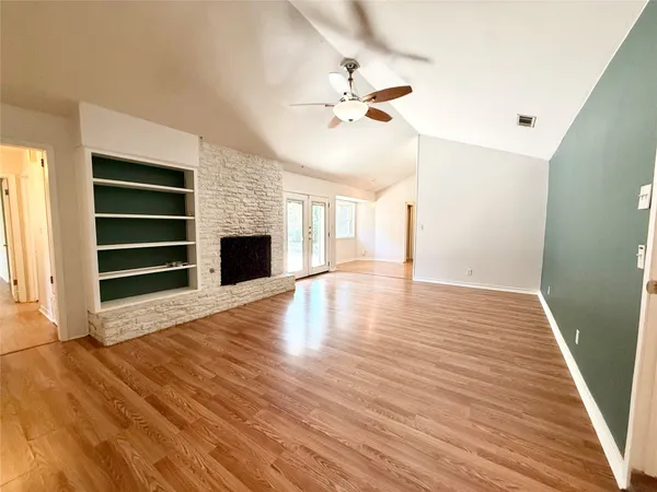 $2,850 | 6301 Emory Lane, Austin, TX 78723