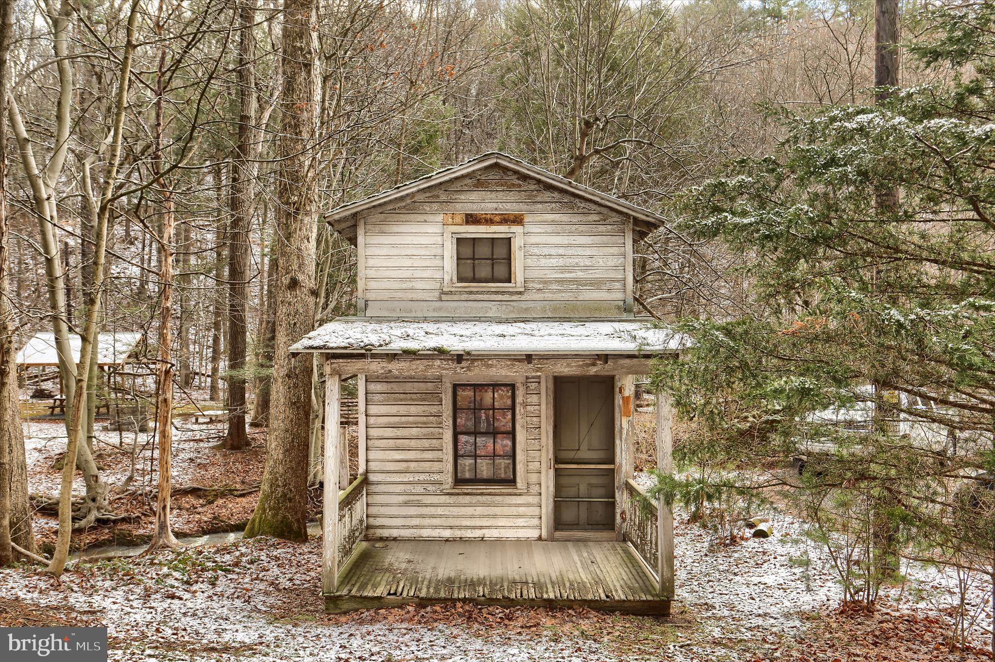 40 Meadow Grove Road Newport, PA 17074 - Photo 14 of 24 Two story cottage