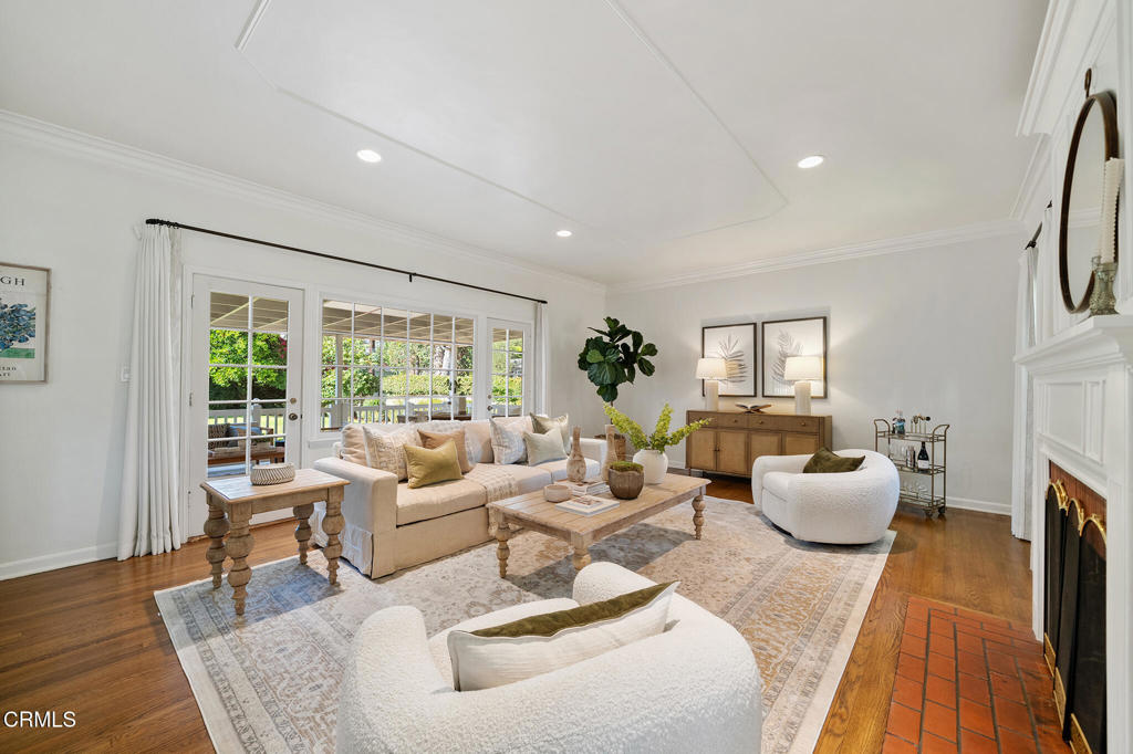3597 Yorkshire Road Pasadena, CA 91107 - Photo 10 of 55 DSC00328