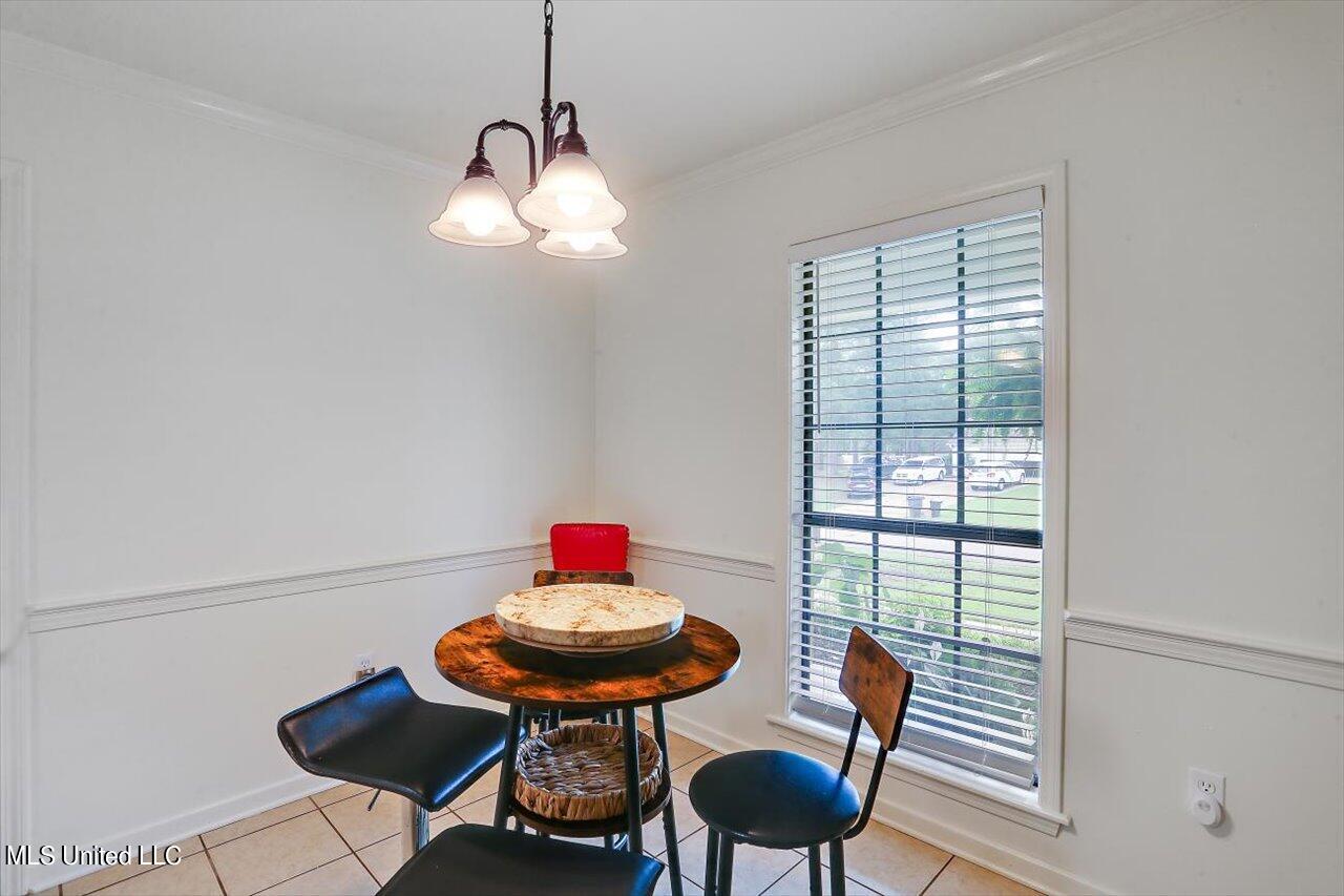 121 Oak Ridge Circle Madison, MS 39110 - Photo 15 of 35 15-121 Oak Ridge Cir