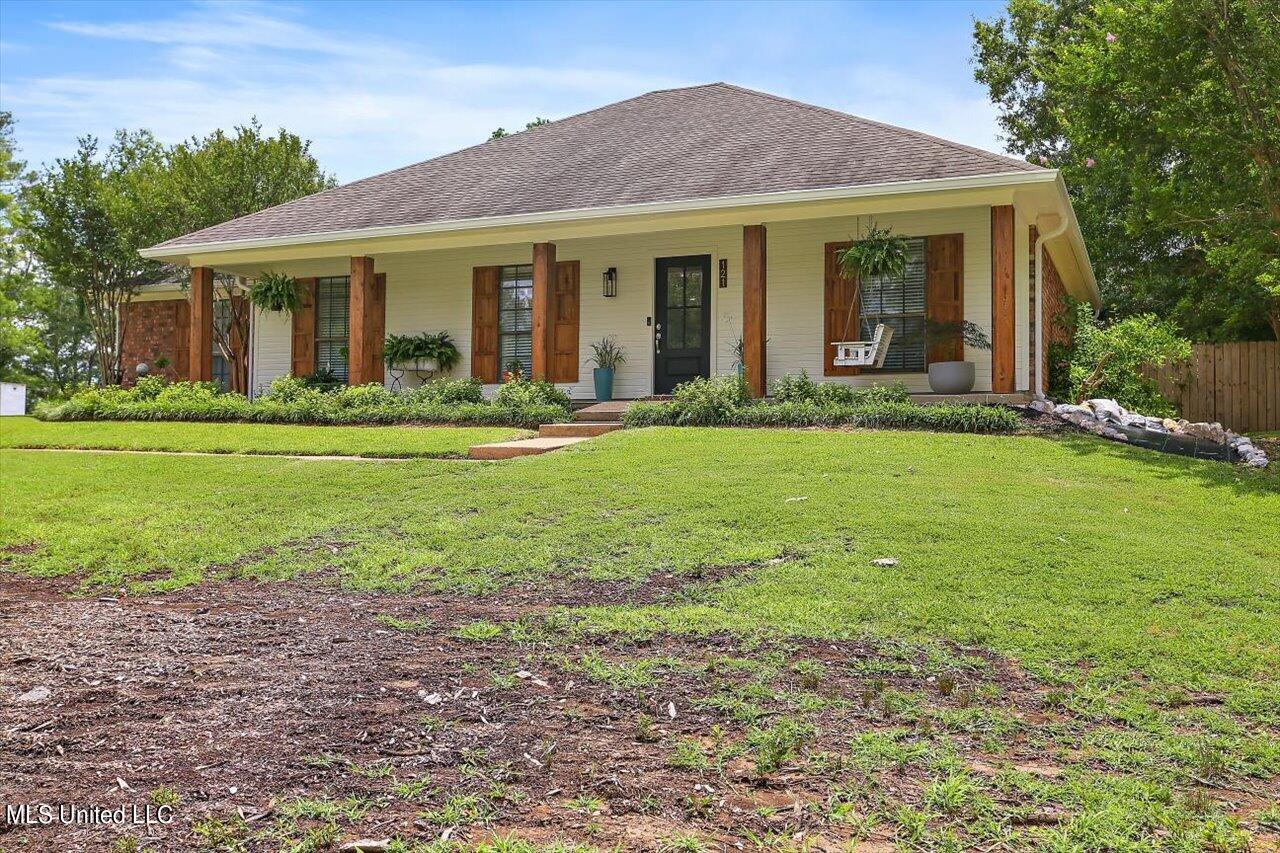 121 Oak Ridge Circle Madison, MS 39110 - Photo 2 of 35 02-121 Oak Ridge Cir