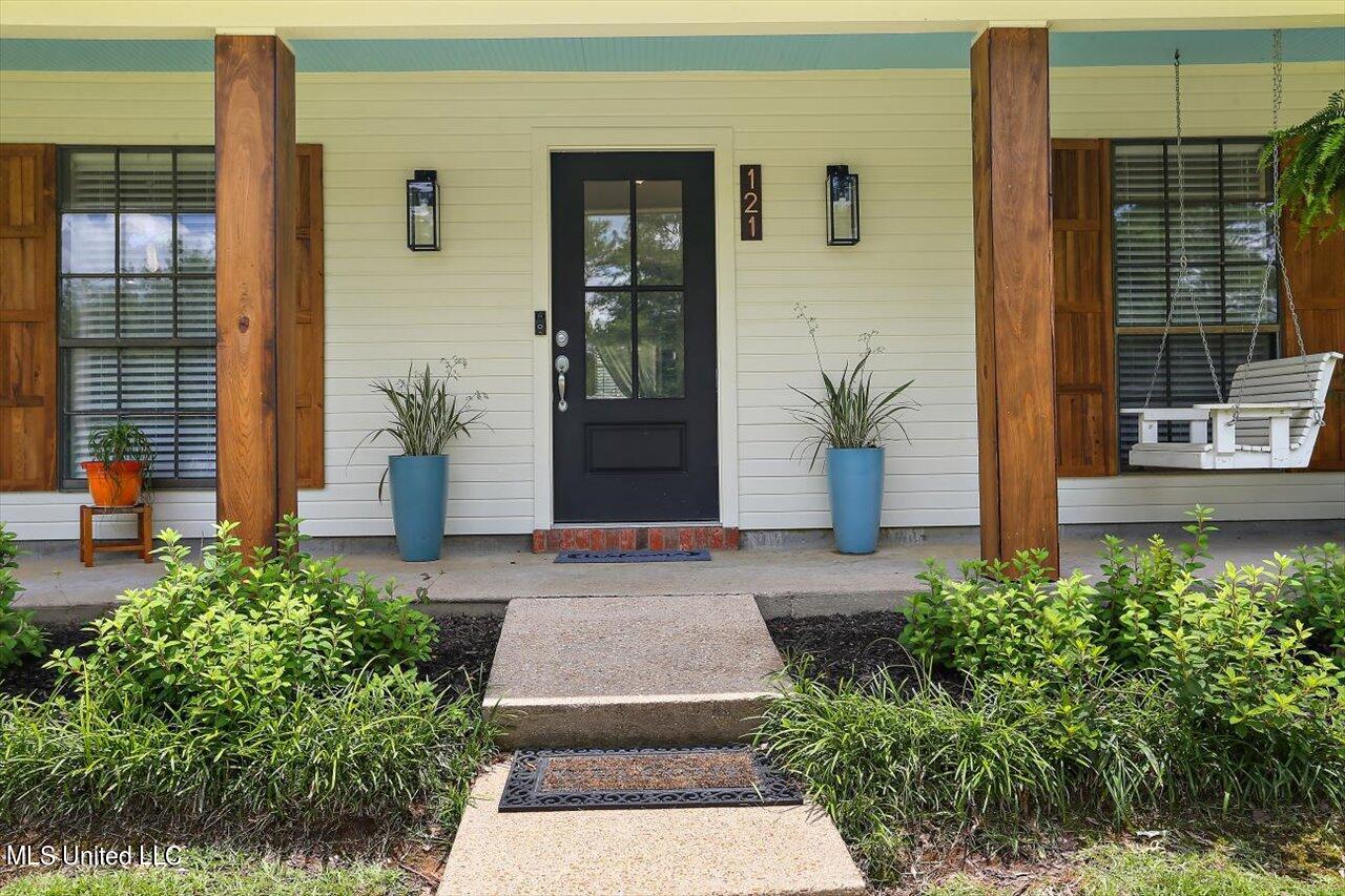 121 Oak Ridge Circle Madison, MS 39110 - Photo 3 of 35 03-121 Oak Ridge Cir