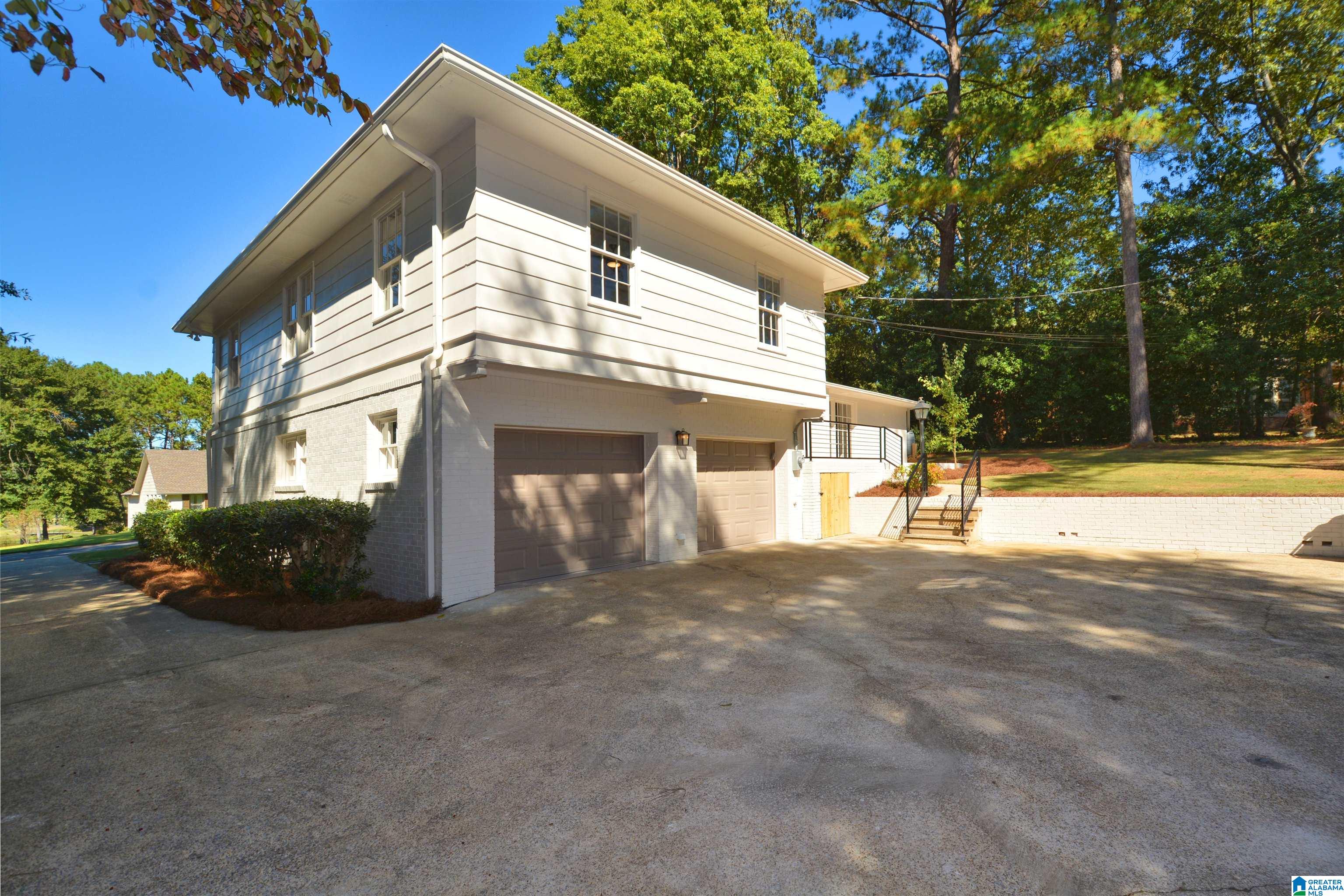 1813 Hummingbird Lane Birmingham, AL 35226 - Photo 5 of 50