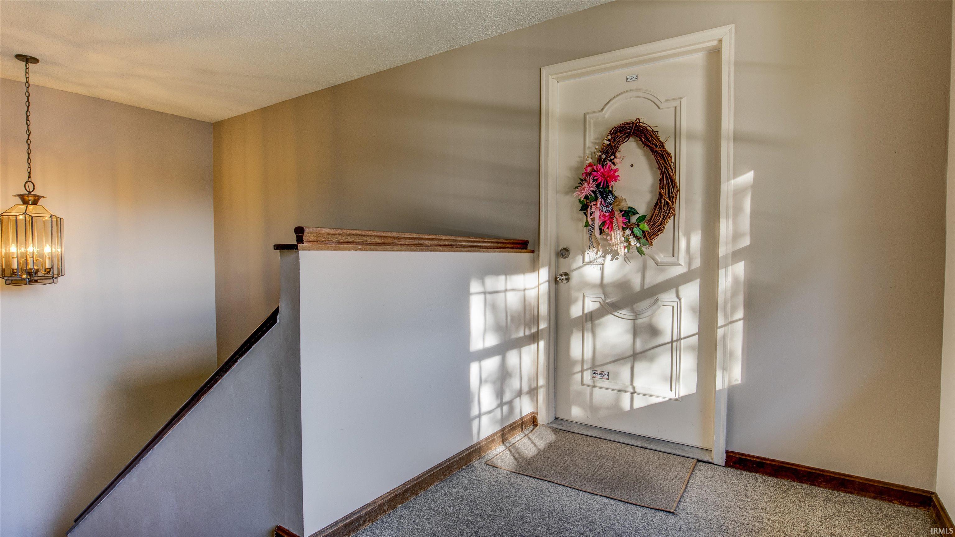 6632 Newburgh Road Evansville, IN 47715 - Photo 3 of 33 Gallery Image 3