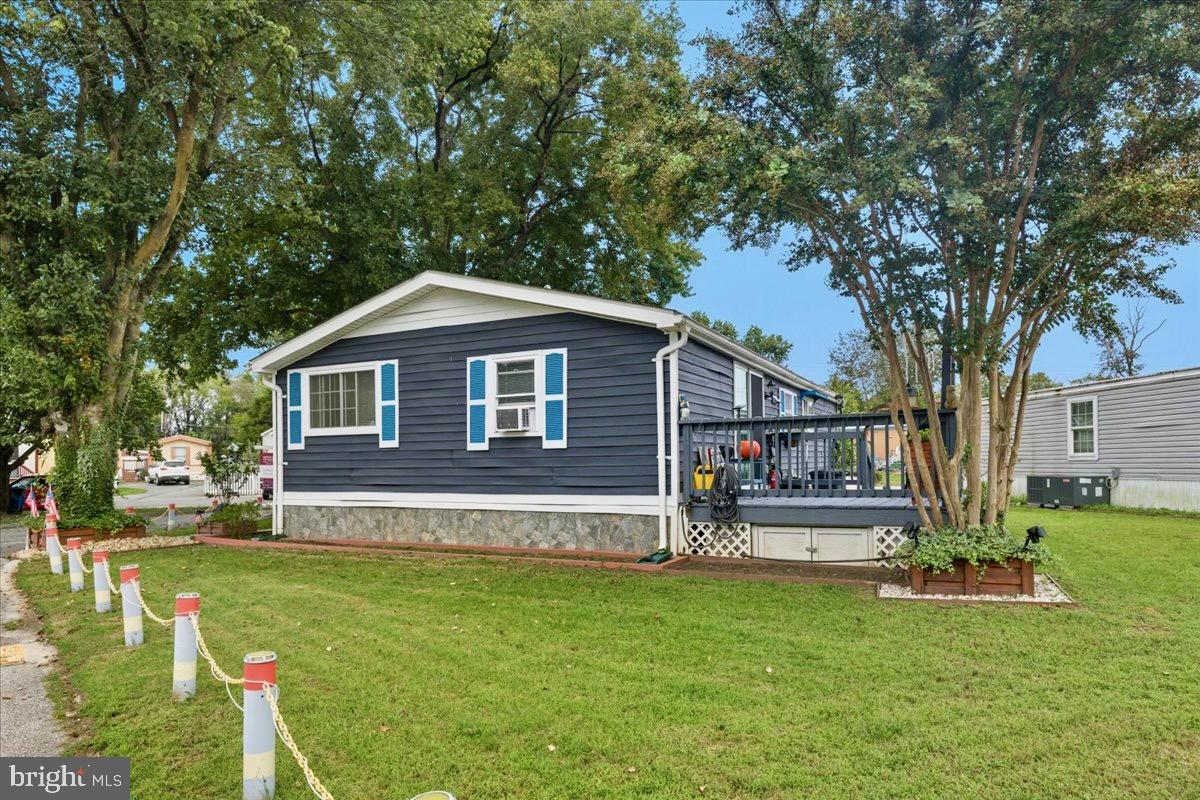 76 Patuxent Mobile Estates Lothian, MD 20711 - Photo 4 of 21 Beautifully situated on a desirable corner lot.