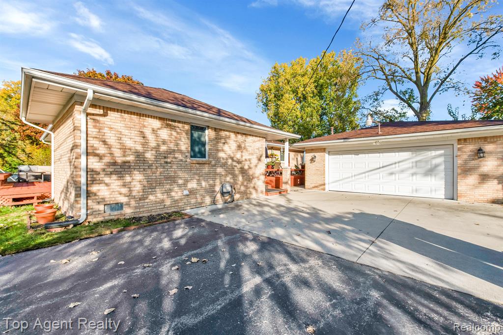3261 Bathurst Avenue Rochester Hills, MI 48309 - Photo 30 of 35