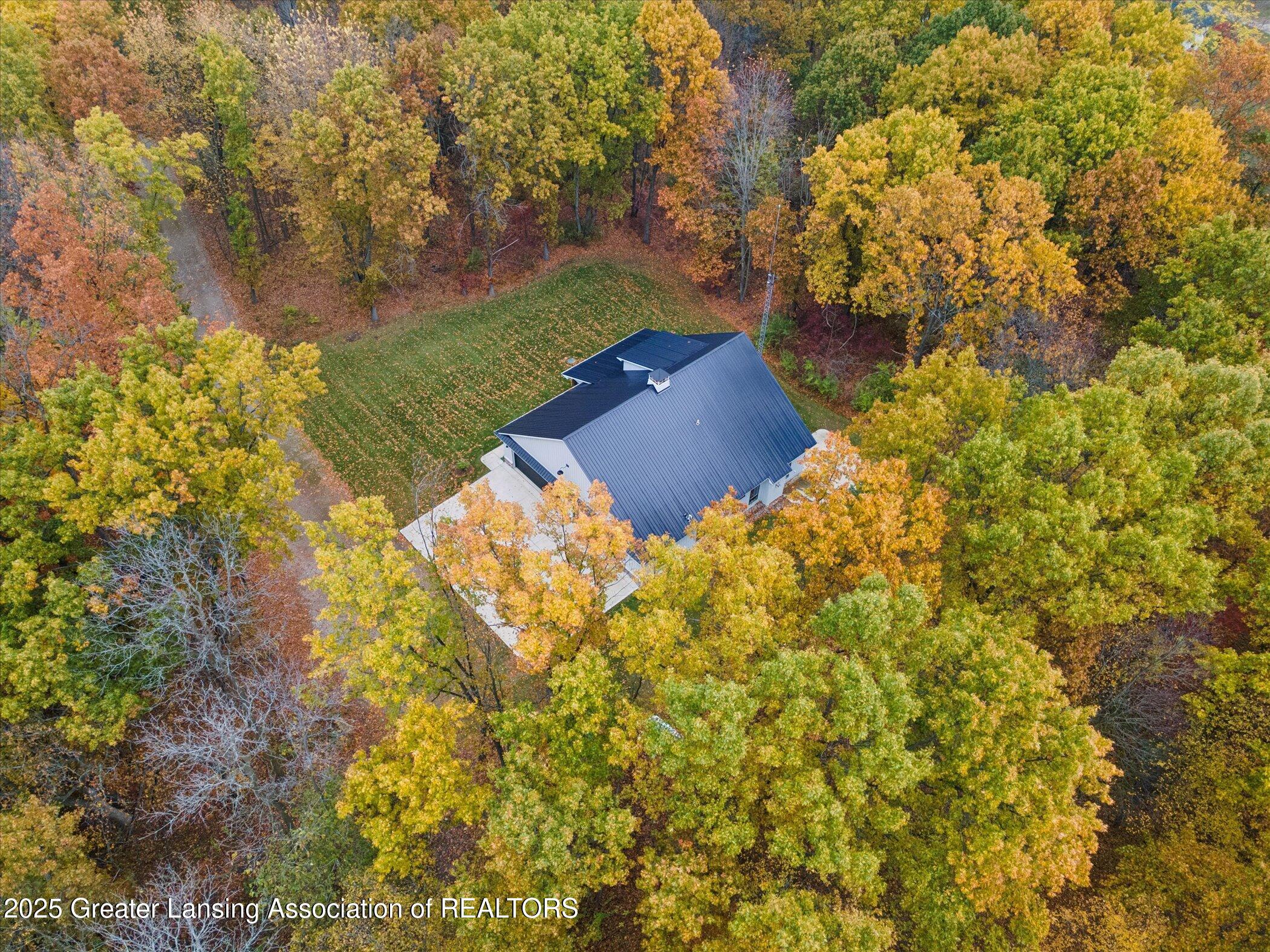 6706 East Price Road St. Johns, MI 48879 - Photo 38 of 50 40-6706-E-Price-Rd-WindowStill-Photograp