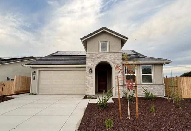 $849,900 | 884 Carmelina Court, Hollister, CA 95023