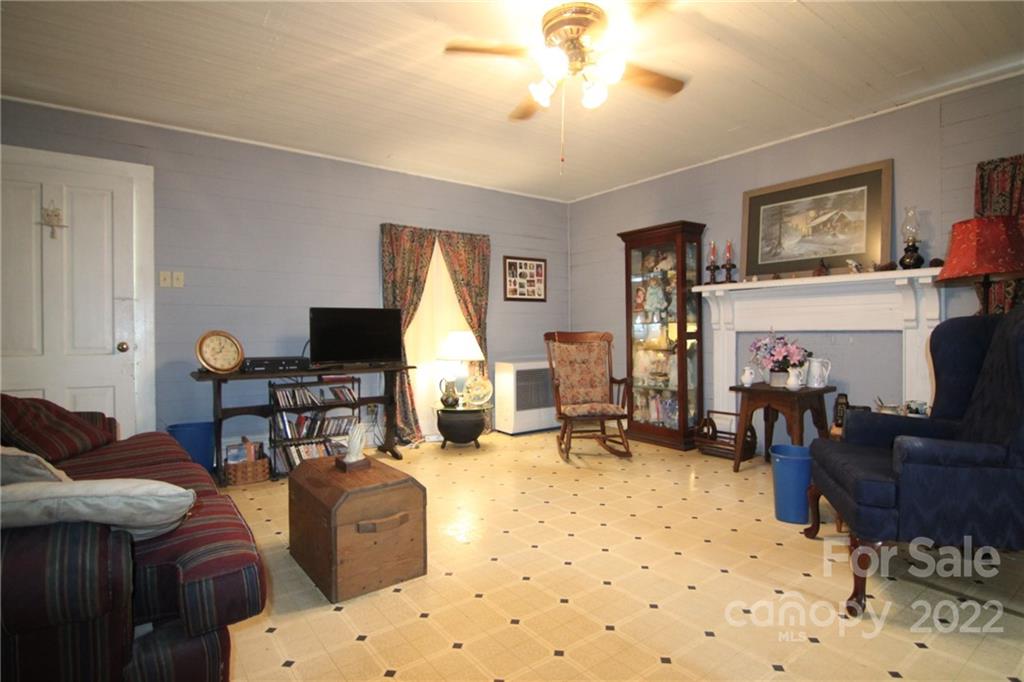 2938 Laboratory Road Lincolnton, NC 28092 - Photo 20 of 36 Gallery Image 20
