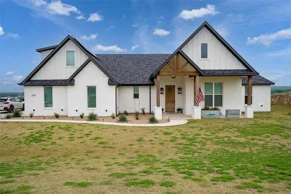 $540,000 | 1040 Agnes Street North, Springtown, TX 76082