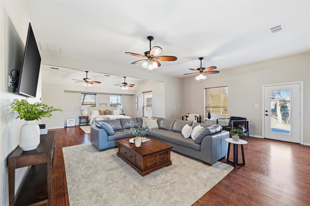 1546 Bluff Springs Road Ferris, TX 75125 - Photo 26 of 40