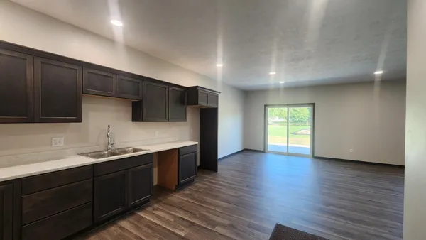$340,000 | 901 7th Avenue Southwest, Pipestone, MN 56164
