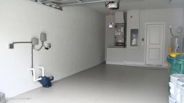 $2,500 | 406 Grove Lane, Melbourne, FL 32901