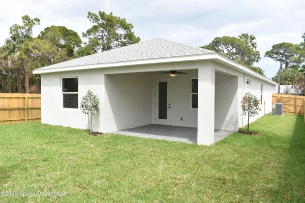 $2,750 | 406 Grove Lane, Melbourne, FL 32901