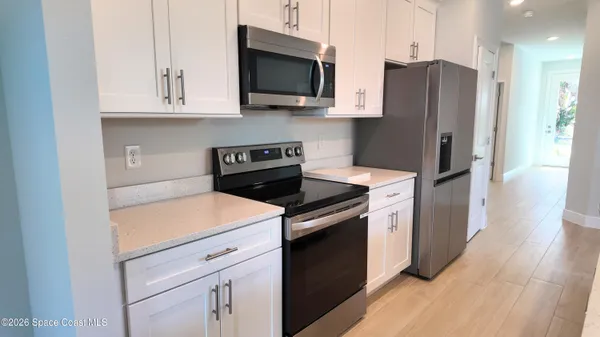 $2,500 | 406 Grove Lane, Melbourne, FL 32901