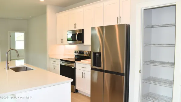 $2,500 | 406 Grove Lane, Melbourne, FL 32901