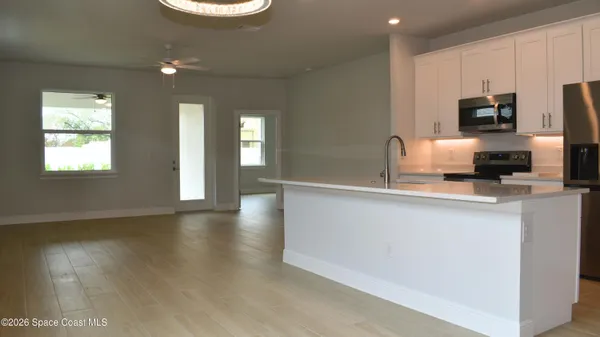 $2,500 | 406 Grove Lane, Melbourne, FL 32901