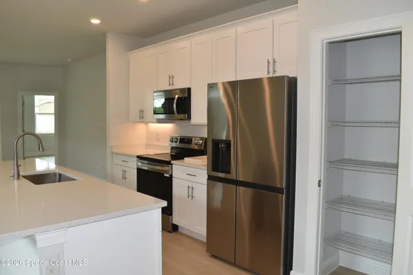 $2,750 | 406 Grove Lane, Melbourne, FL 32901